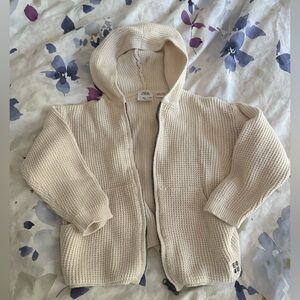 Perfect Condition Zara girls zip sweater, cream, soft cotton size 3-4